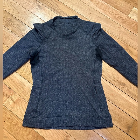 Lululemon Long Sleeve Herringbone Pattern Run Top - Picture 3 of 6